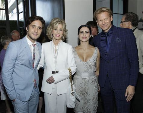 In the video, lina encourages jane to give dax (scream queens' diego boneta) a shot after he runs. Diego Boneta, Jane Fonda and Cleo Pires pre AFI cocktail ...