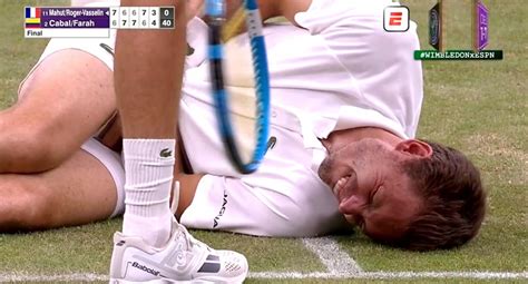 There are no recent items for this player. Farah le pega pelotazo a Mahut en los genitales en final ...