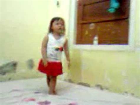 Diposting oleh unknown posted on sabtu, 09 agustus 2014 | 14.45 with 136 comments. anak kecil goyang india - YouTube