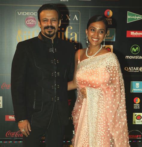 Vivek oberoi with wife priyanka at the mausam premiere. Vivek Oberoi and wife Priyanka Alva at IIFA Awards 2016. # ...