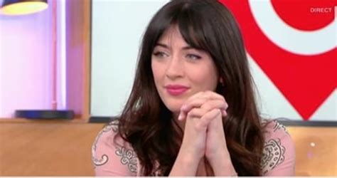 La chanteuse a confié qu'elle attendait nolwenn leroy a gardé le secret pendant quelque temps : Enceinte, Nolwenn Leroy nous dévoile son baby bump ! (vidéo)