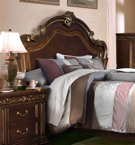 Roundhill furniture emily 111 wood storage bed group with king bed 2. McFerran B538 Traditional Dark Cherry Wood Finish King ...