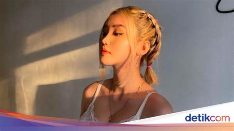 Vey ruby jane (foto instagram: Bagian Tubuh yang Tak Disukai Anastasya Khosasih, Sering ...