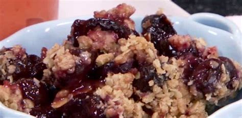 Let cool on pans for 2 minutes. Sweet Black Cherry Crisp by Paula Deen in 2020 | Cherry ...