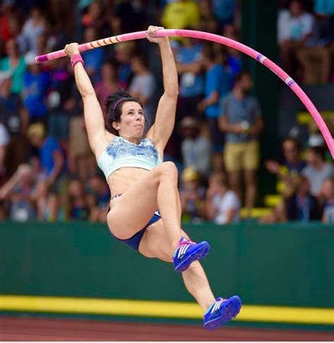 Whelan/nault vault center, shelbyville, in (usa). Jenn Suhr sets Pole Vault Indoor Record with 5.03M - Women ...