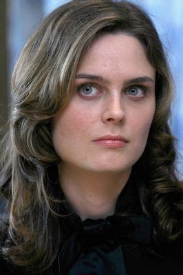 Does emily deschanel have a tattoo? Emily Deschanel Photo: Emily Deschanel Photoshoot | Emily ...