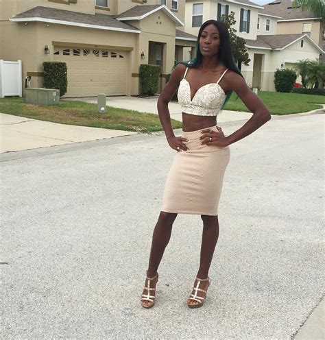 She was the 400 metres olympic champion in 2016 and was the 200 m gold medallist at the 2018 commonwealth games. Shaunae Miller Nude And Sexy (34 Photos) | #The Fappening