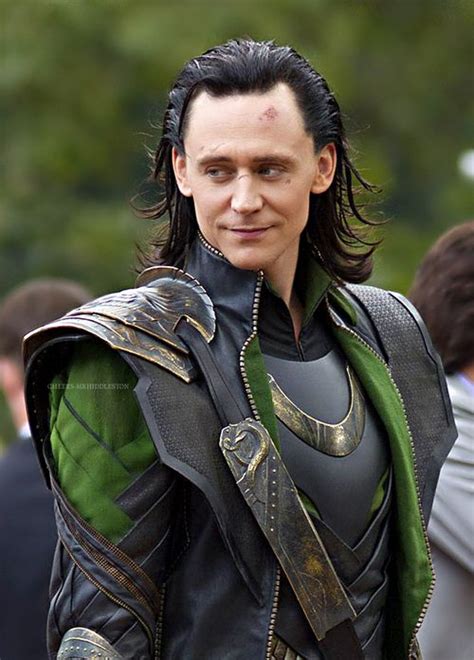 Enjoy and share your favorite beautiful hd wallpapers and background images. Pin on Tom Hiddleston