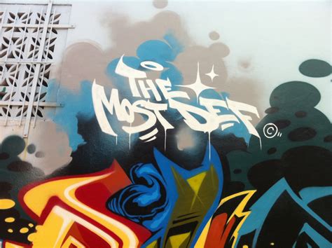 Une vidéo sur quelques askew graffiti. ASKEW | Arting in Miami, USA. - Ironlak Spray Paint ...