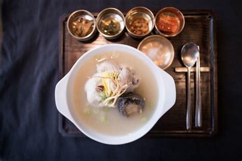 We did not find results for: 삼계탕의 진한 맛, 그 비결은 '닭뼈 육수'