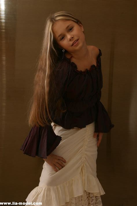 Model, photographer, stylist, makeup or hair stylist, casting director, agent, magazine, pr or ad agency, production company, brand or just a fan! pr model lia - DriverLayer Search Engine