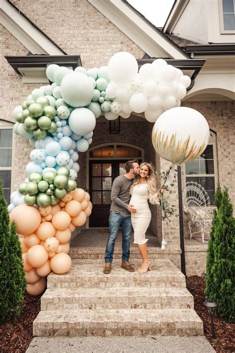 Set a festive mood for any baby shower by planning decorations that will transform any area from boring to festive. Drive-By Baby Shower - Hunter Premo in 2020 | Baby shower ...