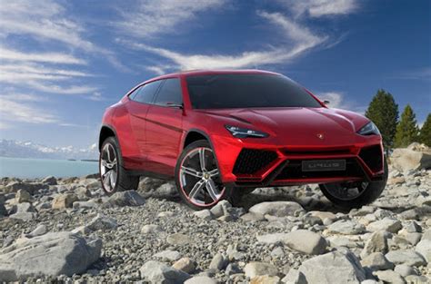 Is Urus the cheapest Lamborghini? 2