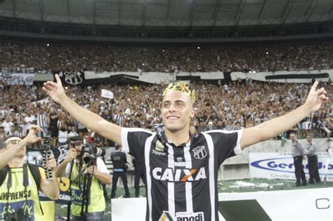 5,035 likes · 77 talking about this. Ceará: venda de Arthur ao Palmeiras é a maior da história ...