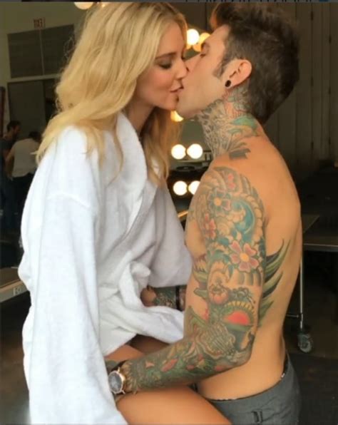 We did not find results for: Fedez e Chiara Ferragni, baci e foto hot a New York