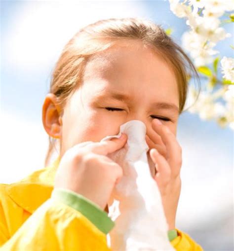 Los ojos pueden lagrimear y arder. Alergias respiratorias, tipos y manifestaciones - Salud al día