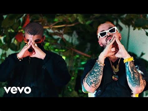 Si te vas, yo quiero saber si tú te vas. J Balvin & Bad Bunny - Qué Pretendes (Official Video)