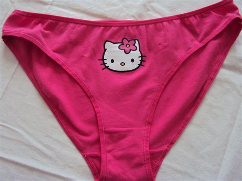 Des modèles de qualité en coton à découvrir en lot ou à l'unité. culotte slip femme fille hello kitty - H.Kitty-Shop