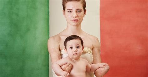 Bebe vio, il cui nome completo è maria beatrice vio, nasce il 4 marzo del 1997 a venezia, seconda di tre fratelli. Bebe Vio per i vaccini contro la meningite: lo scatto di ...