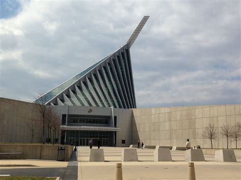 Headquartered in washington, dc, the fbi has over 55 field offices located throughout the usa as well as however, as far as hotels go, there are plenty in the quantico/stafford area for you all that have families coming into town. The world needs more of that (x)