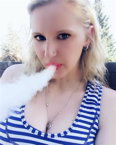 This is by far one of our favorite brand names so we had to put them on our list of top vape juice subscription boxes. Pin by Vape Deals on Fogging Blonde (Alanna Mort) Brand ...