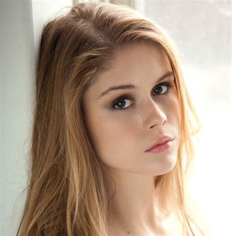 Blonde hair & brown eyes. Erin Moriarty, Blonde, Brown Eyes Wallpapers HD / Desktop ...