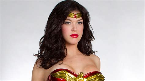 Wonder woman tv series created by david e. Adrianne Palicki on Her Time as Wonder Woman: "One of the ...