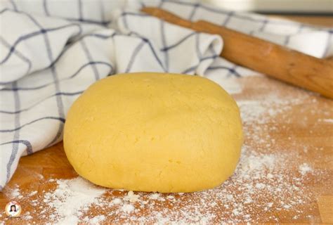 Check spelling or type a new query. Crostata con marmellata di more - Torta con pasta frolla ...