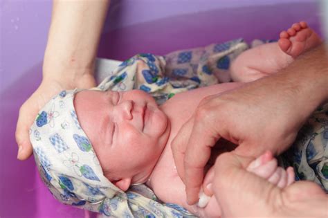 Use plain water to bath your baby for at least the first month. How Often to Bathe New-born Babies - Organic Baby Registry