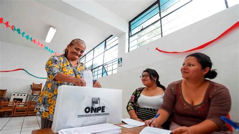 0800 20 101 / lunes a sábado 7:00 a. Elecciones 2021: jefe de la ONPE confirma que miembros de ...