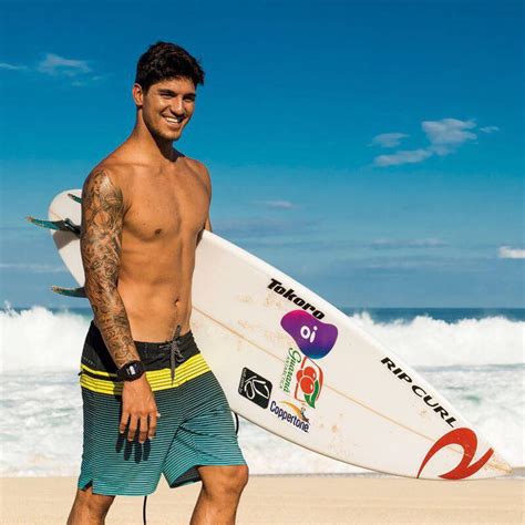 5 ft 11 in (1.80 m) weight: Gabriel Medina s'impose lors du MEO Rip Curl Pro Portugal