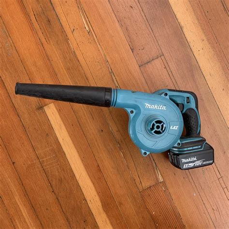 A power drill with auger drill bits. How To Cut Laminate Flooring Without Power Tool : How To ...