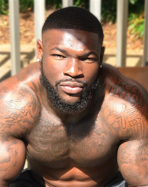 Onlyfans is a social media subscription site that enables content creators to monetise their. shawn wells has joined "onlyfans" (should i be scared ...