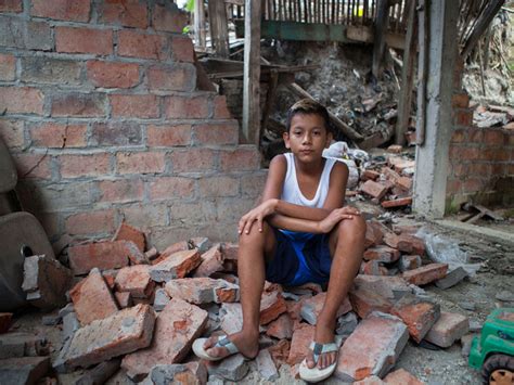 Aktuelle informationen zu erdbeben weltweit. Erdbeben in Ecuador: Jetzt spenden | SOS-Kinderdörfer