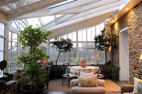 Come realizzare un giardino d'inverno. Come arredare una veranda coperta: consigli e suggerimenti