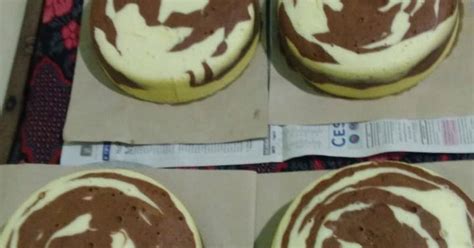 Kue bolu pisang ini dapat memberikan cita rasa dan tampil beda dari kue bolu kue bolu dengan campuran pisang ambon ini teksturnya cukup lembut dan tentu saja anak anak sangat suka. 20.405 resep kue bolu kukus enak dan sederhana - Cookpad