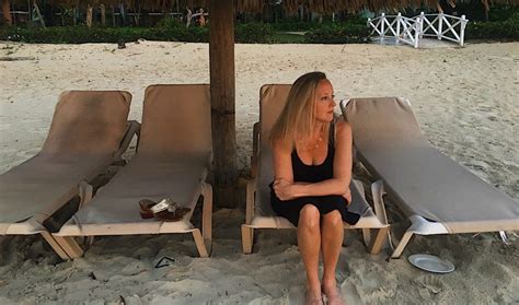 Consultations are tailored to your specific needs and can address anything from gaining more knowledge about the basics of cryptocurrency to more advanced topics such how to invest into defi or ico's (initial coin offering) and how to keep your investments ultra secure. Debbie Hires - Largay Travel