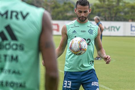 Thiago maia, 23, from brazil clube de regatas do flamengo, since 2019 defensive midfield market value: Thiago Maia se prepara para primeira sequência: "Muito bom ...