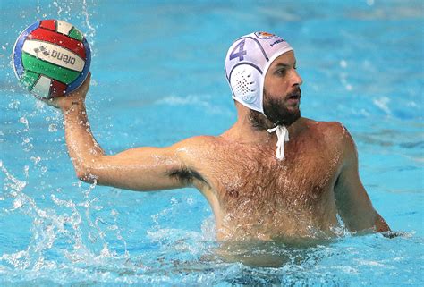 A parma si è tenuto sabato 15 settembre ore 18.30 il test match 2012 tra brixia leonessa nuoto e rari nantes florentia, due formazioni che militano nella massima serie italiana di pallanuoto. Pallanuoto, serie A1 maschile: Trieste ospita la ...