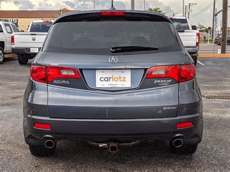 While the crossover's basic interior design is generally attractive, its ergonomics suffer due to the massive drive mode controller that takes up far. 2007 Acura RDX Tech Pkg 4WD Sport Utility