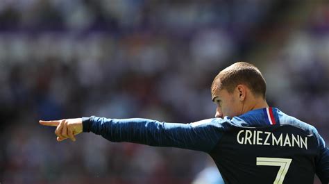 Antoine griezmann a encore changé de look. Coupe du monde 2018 : maté, "garra", insultes... Comment ...