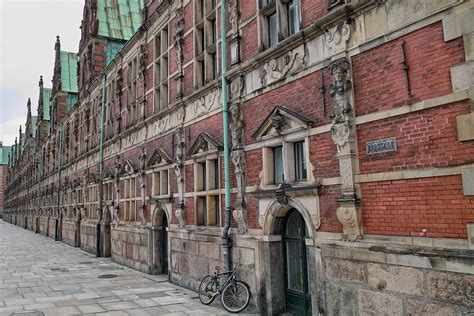 132,180 likes · 2,193 talking about this. Børsen, Copenhagen | Copenhagen, Big lizard, Around the worlds