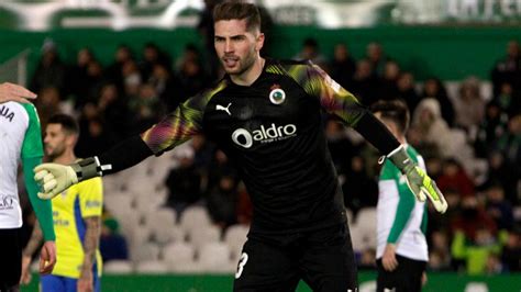 El racing de santander anuncia una salida. Racing de Santander: Argelia 'seduce' a Luca Zidane ...