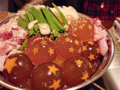Elle apparaît aussi dans le jeu d'arcade dragon ball heroes, dans la. One japanese restaurant is serving up dinner with a side of "dragon ball z" dragon balls ...