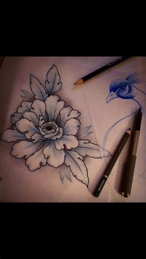 Flash e idee per tatuaggi disegni e spunti in bianco e nero e colori di vari artisti disegni flash tavole e flash tavole orientali tavole di artisti del tatuaggio. Tattoo | Fiori giapponesi, Peonie, Crisantemi