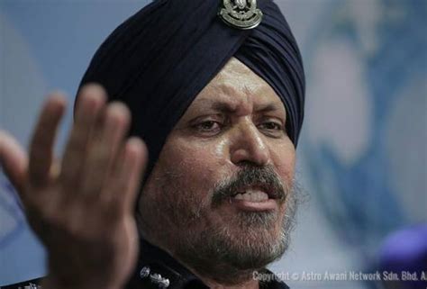 Kuala lumpur, may 24 — retired police commissioner datuk seri amar singh denied that he applied for a canadian citizenship as alleged by runaway blogger raja petra kamarudin in his blog retired amar singh denies seeking canadian citizenship, calls rpk a compulsive liar. 1MDB: Rosmah juga sedang disiasat - Amar Singh | Astro Awani