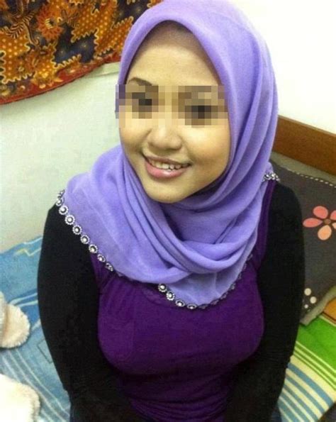 Pasalnya jilboobs sendiri hanya ditujukan kepada para hijabers yang pakaiannya sangat ketat hingga bagian. Kumpulan Lagu Malaysia Yang Paling Sedih - Rungon j