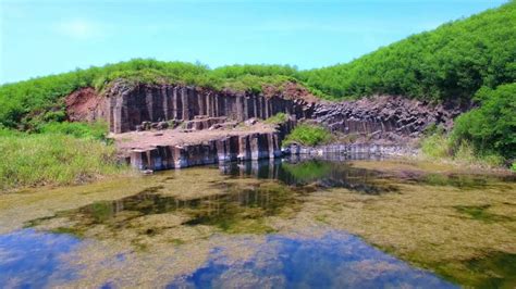 因為玄武岩，澎湖入選世界遺產潛力點 因為最美麗海灣，世界看見澎湖 因為生態保育，澎湖讓資源永續 因為包機直航，澎湖之美躍升國際 因為縣府努力，澎湖人民有著淡淡的幸福、有著驕傲的光榮感 讓我們一起來禮讚澎湖吧! 戀戀澎湖完整版 - YouTube