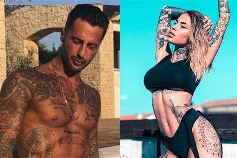 Belen ha trascorso un week end col suo nuovo amore, antonino spinalbese, mentre a uomini e donne è approdato il suo famoso ex. La nuova fidanzata di Fabrizio Corona sarebbe Zoe ...