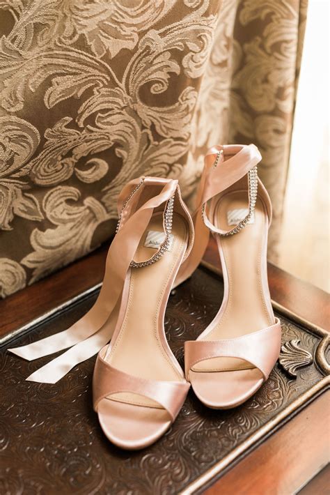 See more ideas about blush wedding, wedding, wedding inspiration. Blush and Gold Vintage Style Wedding | Blush wedding shoes ...